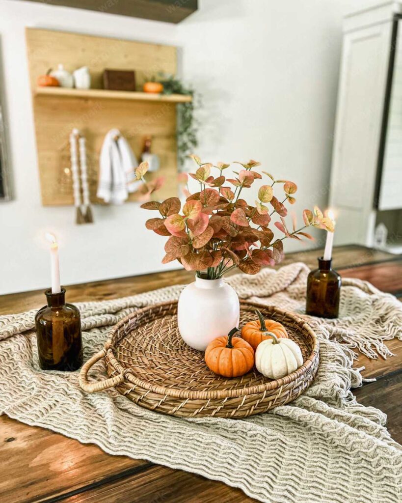 Fall Coffee Table Decoration Idea