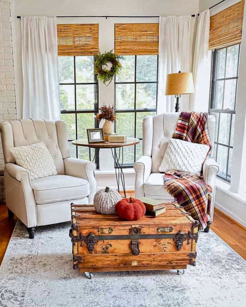 Fall Coffee Table Decoration Idea