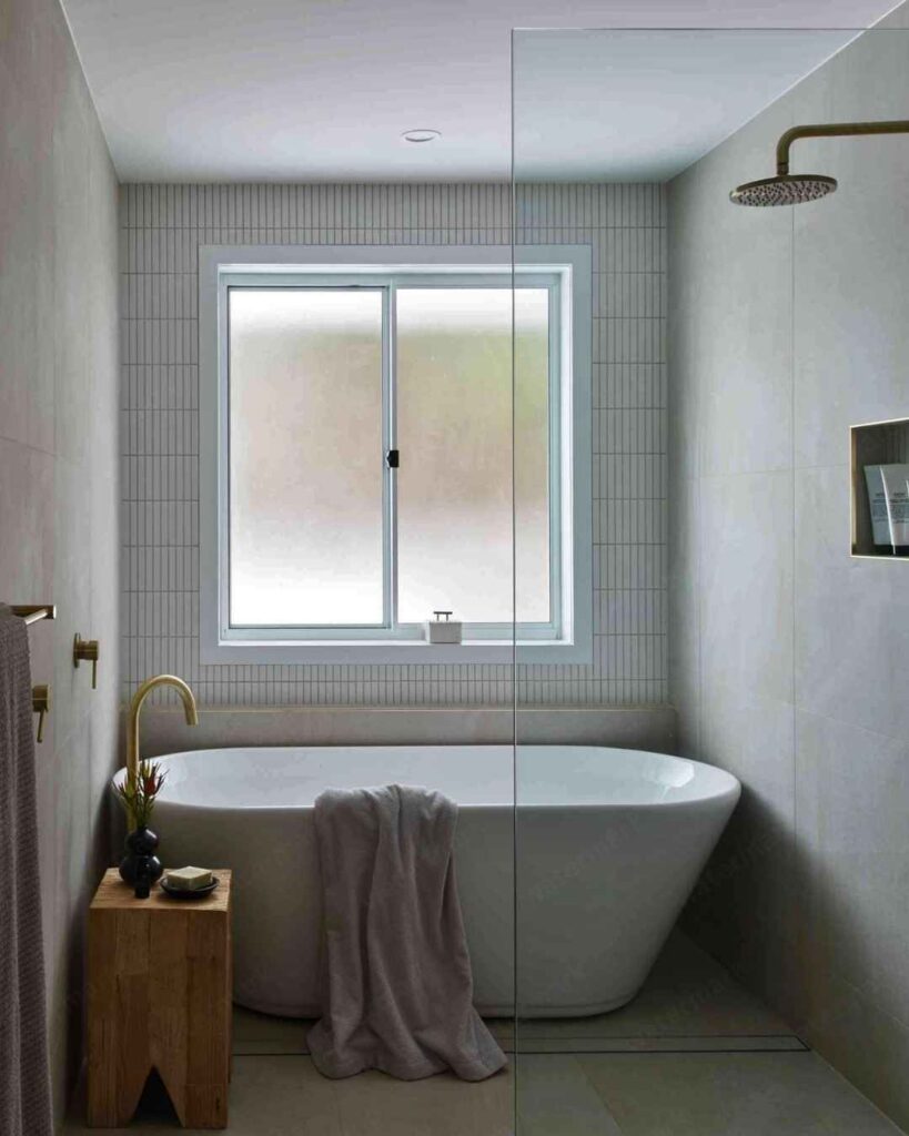 frosted glass window in Bathroom