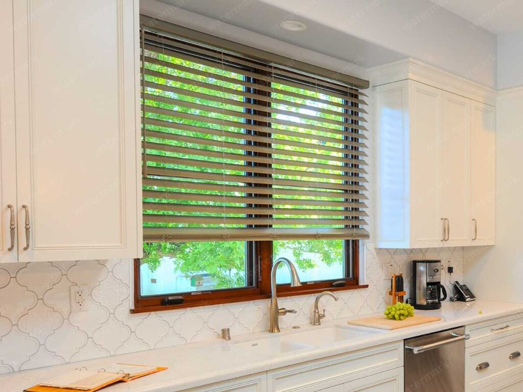 kitchen with window blinds