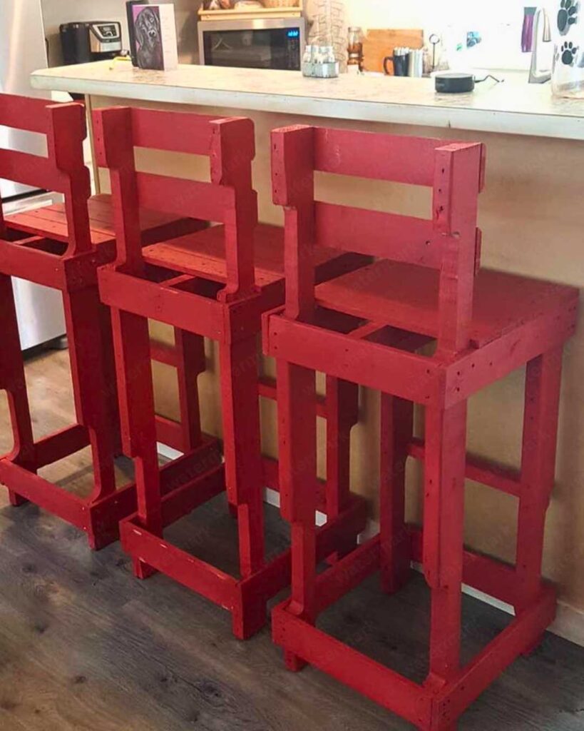 pallet kitchen ideas with stools