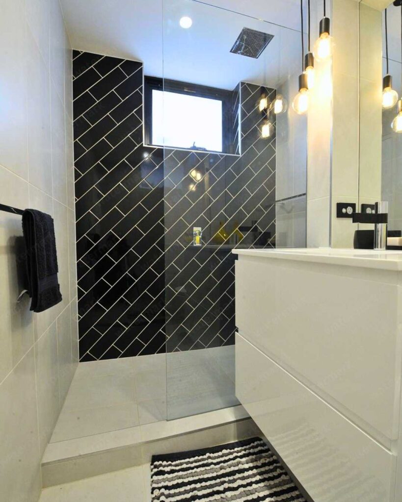 subway tile diagonal offset pattern