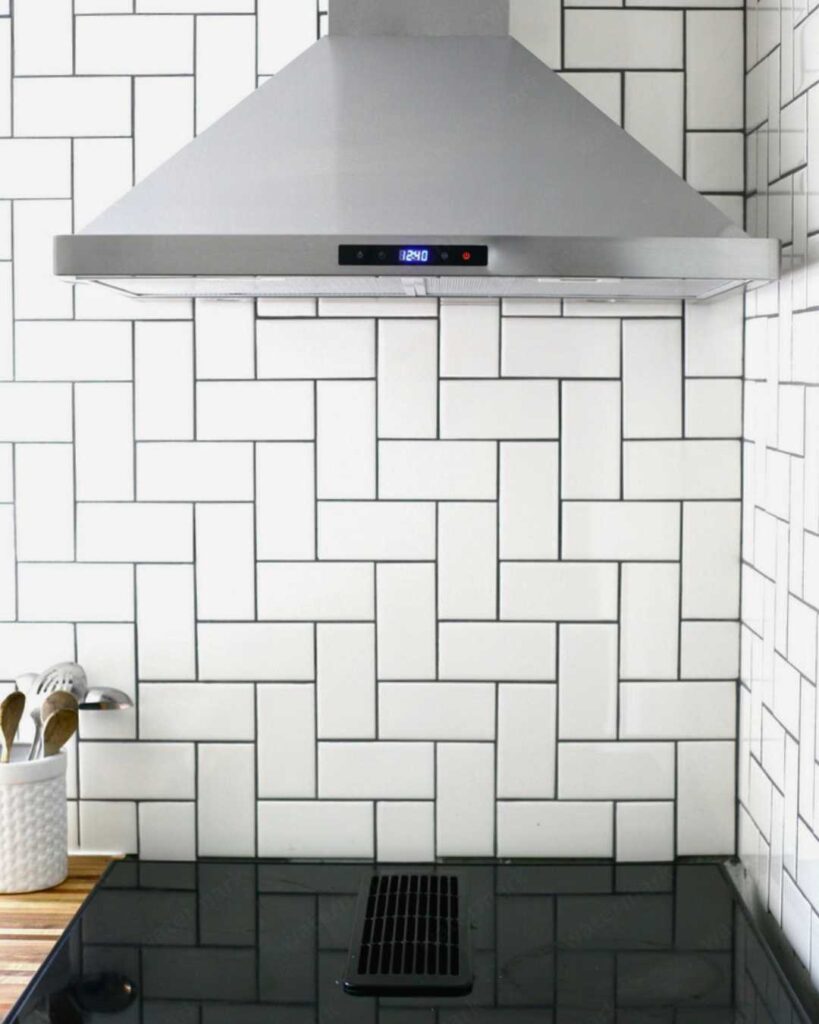 subway tile step ladder pattern